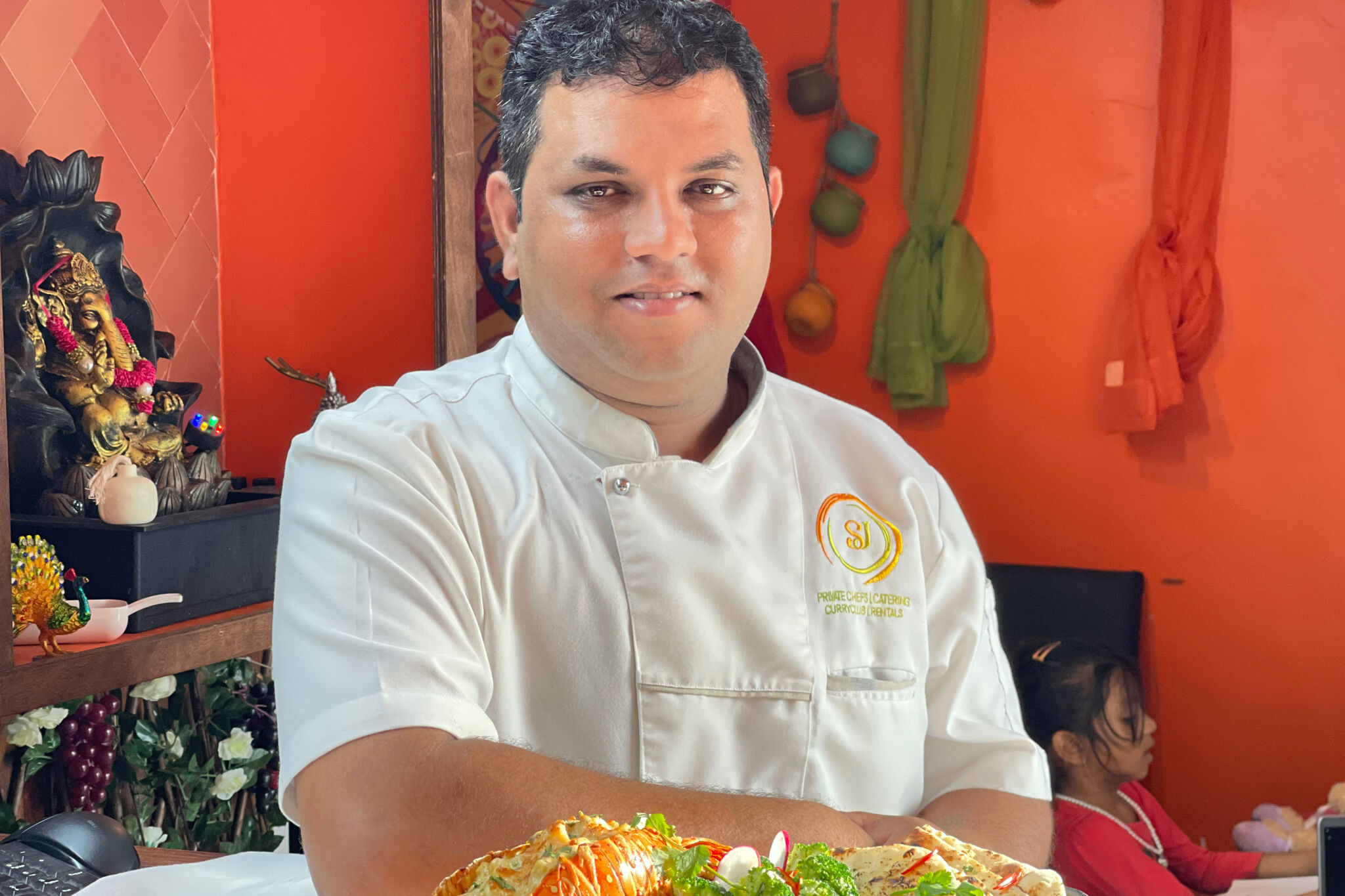 How a Private Chef Enhances Your Luxury Villa Stay